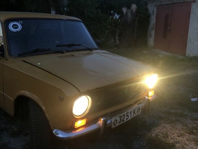 Желтый ВАЗ 2101, объемом двигателя 1.2 л и пробегом 100 тыс. км за 322 $, фото 5 на Automoto.ua
