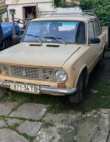 Жовтий ВАЗ 2101, об'ємом двигуна 1.3 л та пробігом 174 тис. км за 500 $, фото 6 на Automoto.ua