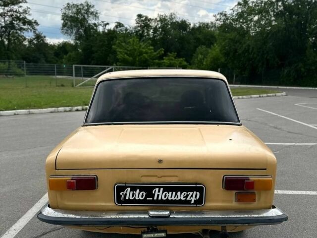 Желтый ВАЗ 2101, объемом двигателя 0 л и пробегом 200 тыс. км за 700 $, фото 4 на Automoto.ua