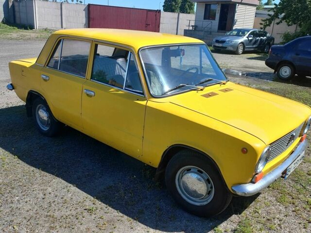 Жовтий ВАЗ 2101, об'ємом двигуна 1.2 л та пробігом 46 тис. км за 1600 $, фото 2 на Automoto.ua