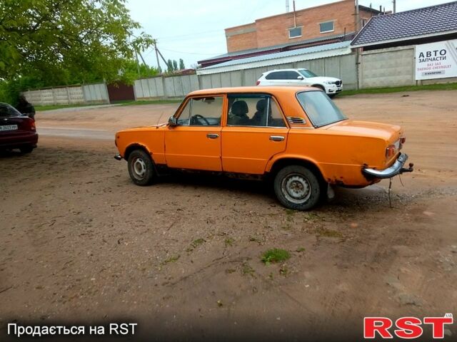 Желтый ВАЗ 2101, объемом двигателя 1.3 л и пробегом 40 тыс. км за 360 $, фото 2 на Automoto.ua