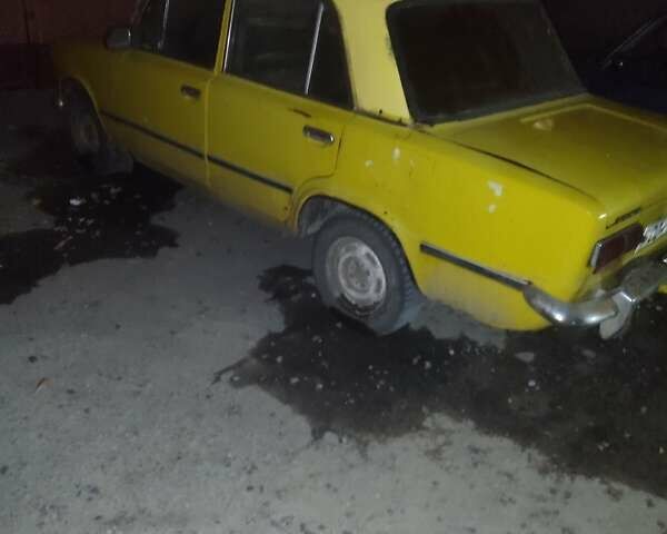 Желтый ВАЗ 2101, объемом двигателя 0 л и пробегом 500 тыс. км за 380 $, фото 3 на Automoto.ua