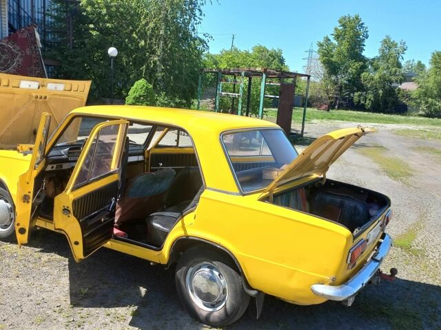 Жовтий ВАЗ 2101, об'ємом двигуна 1.2 л та пробігом 46 тис. км за 1600 $, фото 9 на Automoto.ua