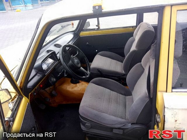 Жовтий ВАЗ 2101, об'ємом двигуна 1.3 л та пробігом 300 тис. км за 700 $, фото 5 на Automoto.ua