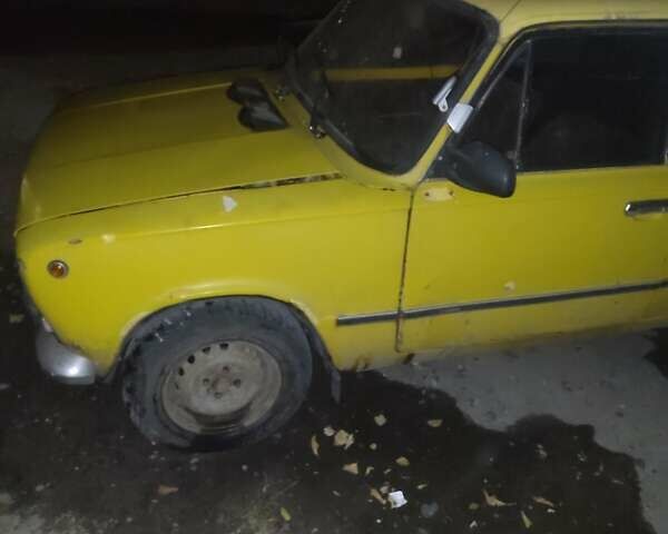 Желтый ВАЗ 2101, объемом двигателя 0 л и пробегом 500 тыс. км за 380 $, фото 5 на Automoto.ua