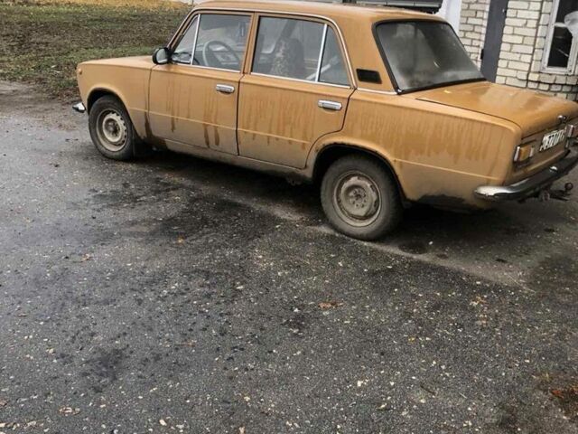 Жовтий ВАЗ 2101, об'ємом двигуна 1.4 л та пробігом 3 тис. км за 643 $, фото 2 на Automoto.ua