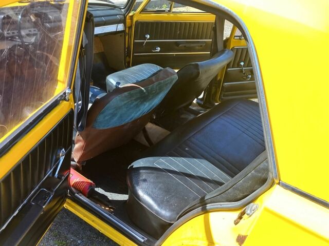 Жовтий ВАЗ 2101, об'ємом двигуна 1.2 л та пробігом 46 тис. км за 1600 $, фото 6 на Automoto.ua