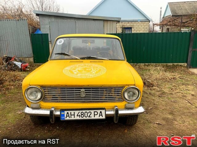 Желтый ВАЗ 2101, объемом двигателя 1.2 л и пробегом 500 тыс. км за 700 $, фото 10 на Automoto.ua