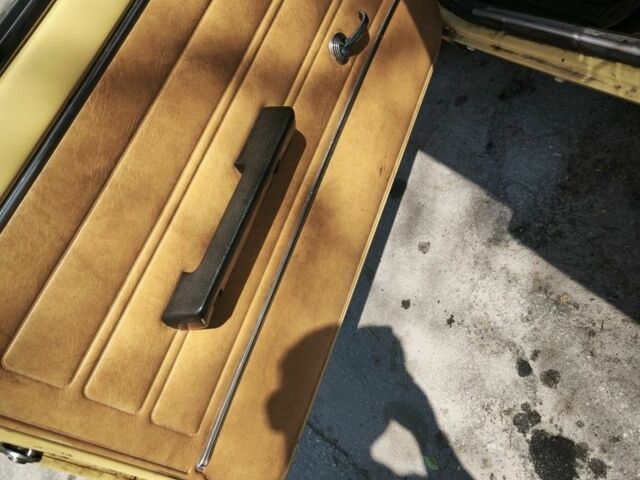 Желтый ВАЗ 2101, объемом двигателя 1.3 л и пробегом 53 тыс. км за 500 $, фото 11 на Automoto.ua