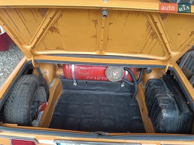 ВАЗ 2101 1978 в Борщеве на Automoto.ua Желтый ВАЗ 2101, объемом двигателя 1.2 л и пробегом 14 тыс. км за 3250 $, фото 15 на Automoto.ua