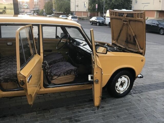 Желтый ВАЗ 2101, объемом двигателя 1.3 л и пробегом 200 тыс. км за 700 $, фото 5 на Automoto.ua