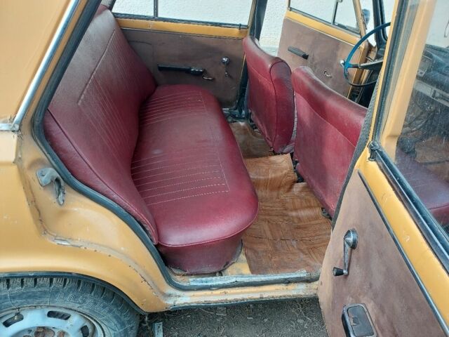 Желтый ВАЗ 2101, объемом двигателя 1 л и пробегом 68 тыс. км за 345 $, фото 7 на Automoto.ua