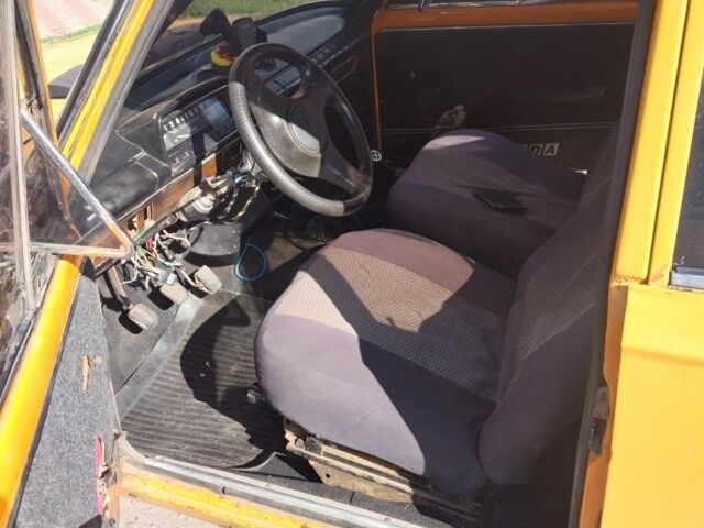 Жовтий ВАЗ 2101, об'ємом двигуна 1.3 л та пробігом 2 тис. км за 239 $, фото 4 на Automoto.ua