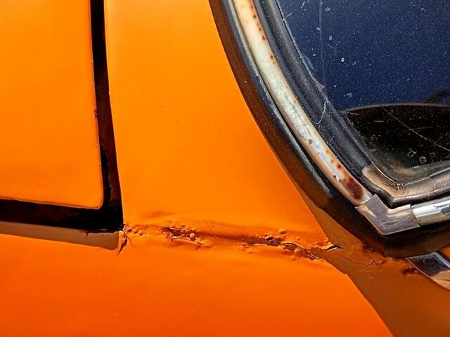 Желтый ВАЗ 2101, объемом двигателя 12 л и пробегом 53 тыс. км за 550 $, фото 1 на Automoto.ua