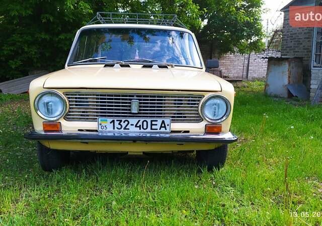 Желтый ВАЗ 2101, объемом двигателя 1.3 л и пробегом 10 тыс. км за 838 $, фото 1 на Automoto.ua