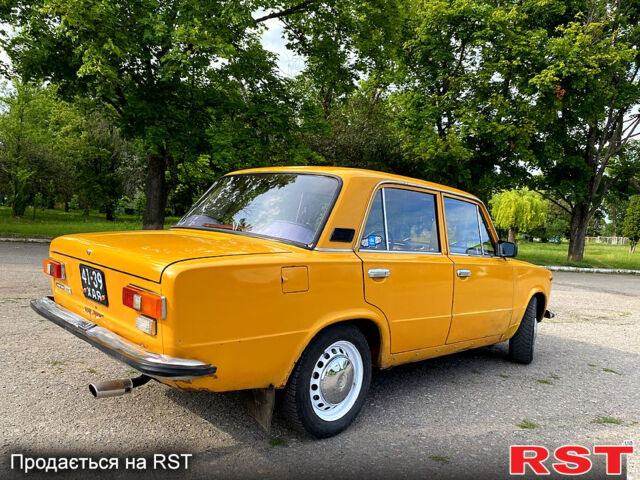 Желтый ВАЗ 2101, объемом двигателя 1.3 л и пробегом 50 тыс. км за 1200 $, фото 6 на Automoto.ua