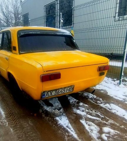 Желтый ВАЗ 2101, объемом двигателя 1.3 л и пробегом 1 тыс. км за 750 $, фото 5 на Automoto.ua