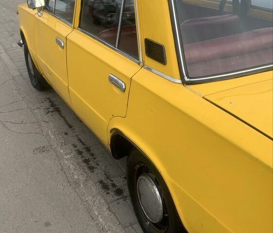 Жовтий ВАЗ 2101, об'ємом двигуна 1.3 л та пробігом 60 тис. км за 616 $, фото 3 на Automoto.ua