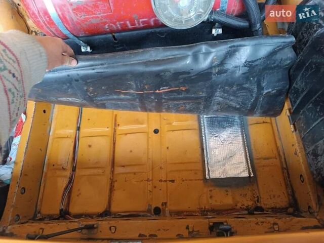 ВАЗ 2101 1978 в Борщеве на Automoto.ua Желтый ВАЗ 2101, объемом двигателя 1.2 л и пробегом 14 тыс. км за 3250 $, фото 10 на Automoto.ua
