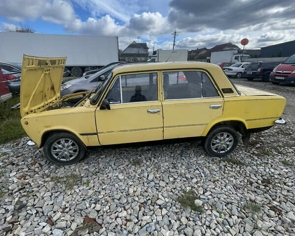 Желтый ВАЗ 2101, объемом двигателя 1.3 л и пробегом 55 тыс. км за 450 $, фото 3 на Automoto.ua