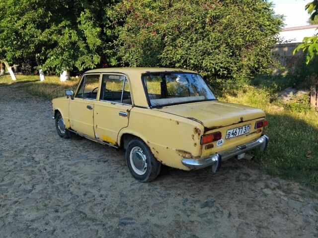 Жовтий ВАЗ 2101, об'ємом двигуна 1.2 л та пробігом 200 тис. км за 262 $, фото 2 на Automoto.ua