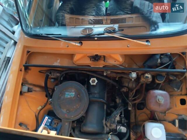 ВАЗ 2101 1978 в Борщеве на Automoto.ua Желтый ВАЗ 2101, объемом двигателя 1.2 л и пробегом 14 тыс. км за 3250 $, фото 8 на Automoto.ua