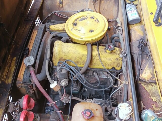 Желтый ВАЗ 2101, объемом двигателя 0 л и пробегом 70 тыс. км за 404 $, фото 4 на Automoto.ua