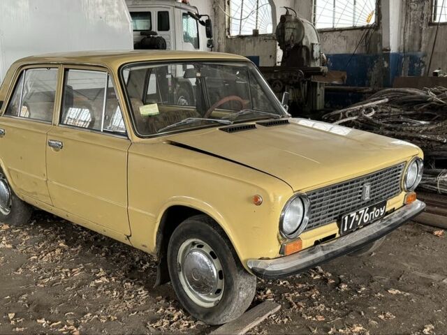 Жовтий ВАЗ 2101, об'ємом двигуна 1.3 л та пробігом 63 тис. км за 2000 $, фото 1 на Automoto.ua