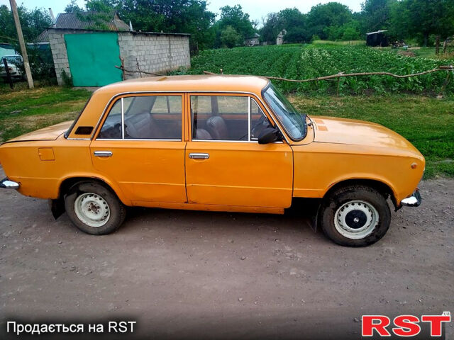 Жовтий ВАЗ 2101, об'ємом двигуна 1.3 л та пробігом 68 тис. км за 620 $, фото 3 на Automoto.ua