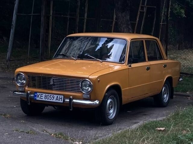 Жовтий ВАЗ 2101, об'ємом двигуна 1.2 л та пробігом 130 тис. км за 650 $, фото 4 на Automoto.ua