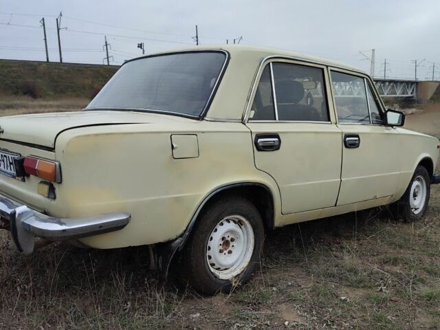 Жовтий ВАЗ 2101, об'ємом двигуна 0 л та пробігом 200 тис. км за 334 $, фото 2 на Automoto.ua