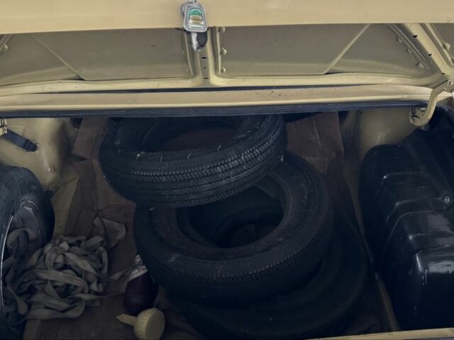 Жовтий ВАЗ 2101, об'ємом двигуна 1.3 л та пробігом 63 тис. км за 2000 $, фото 7 на Automoto.ua