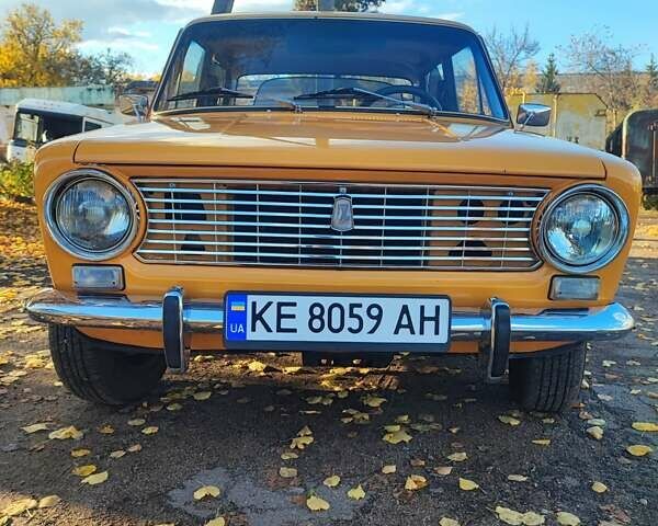 Желтый ВАЗ 2101, объемом двигателя 1.2 л и пробегом 467 тыс. км за 1450 $, фото 4 на Automoto.ua