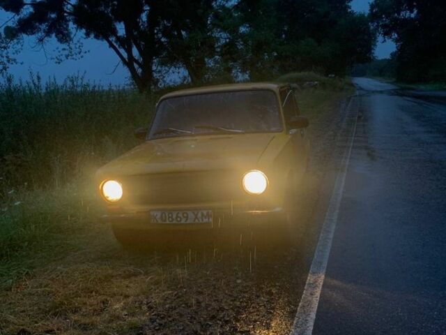 Желтый ВАЗ 2101, объемом двигателя 0 л и пробегом 100 тыс. км за 242 $, фото 3 на Automoto.ua