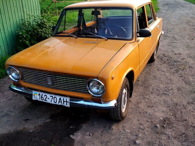 Жовтий ВАЗ 2101, об'ємом двигуна 1.3 л та пробігом 68 тис. км за 620 $, фото 11 на Automoto.ua