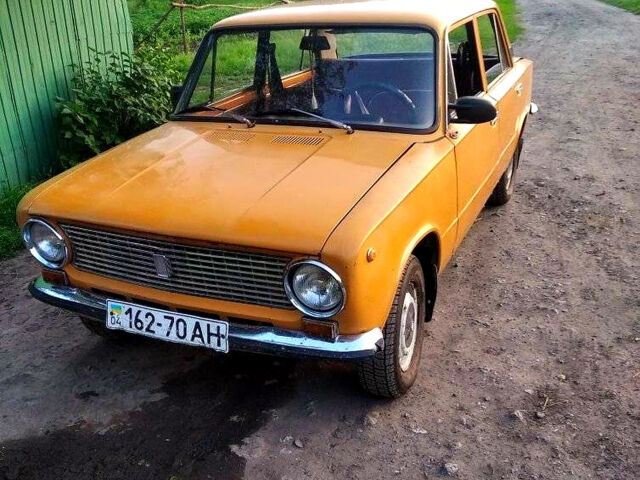 Жовтий ВАЗ 2101, об'ємом двигуна 1.3 л та пробігом 68 тис. км за 620 $, фото 5 на Automoto.ua
