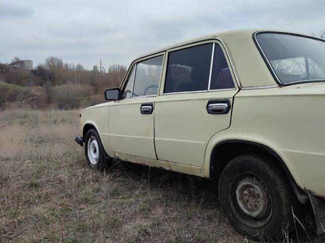 Жовтий ВАЗ 2101, об'ємом двигуна 0 л та пробігом 200 тис. км за 334 $, фото 4 на Automoto.ua