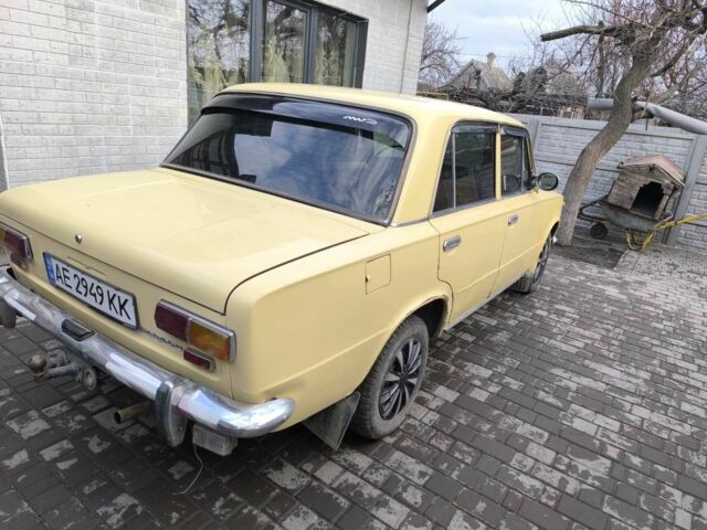 Желтый ВАЗ 2101, объемом двигателя 1.2 л и пробегом 77 тыс. км за 850 $, фото 2 на Automoto.ua