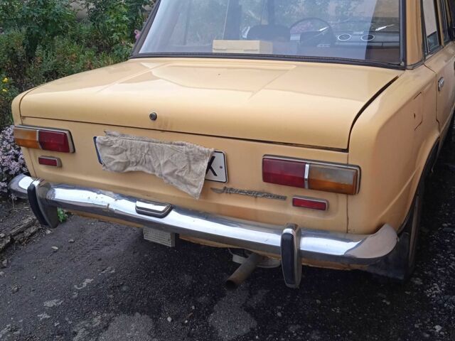 Желтый ВАЗ 2101, объемом двигателя 1.2 л и пробегом 348 тыс. км за 547 $, фото 2 на Automoto.ua