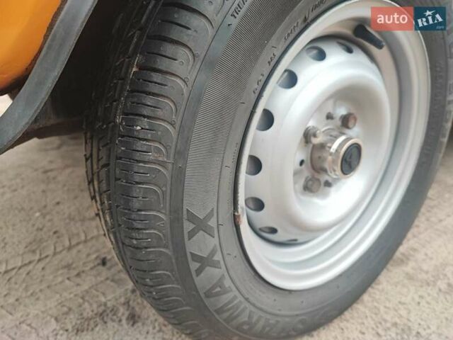 Желтый ВАЗ 2101, объемом двигателя 1.2 л и пробегом 467 тыс. км за 1450 $, фото 37 на Automoto.ua