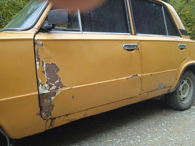 Желтый ВАЗ 2101, объемом двигателя 1.1 л и пробегом 150 тыс. км за 350 $, фото 5 на Automoto.ua