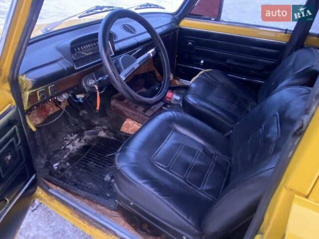 Желтый ВАЗ 2101, объемом двигателя 1.5 л и пробегом 300 тыс. км за 550 $, фото 10 на Automoto.ua