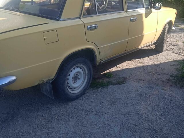 Желтый ВАЗ 2101, объемом двигателя 1.2 л и пробегом 348 тыс. км за 547 $, фото 1 на Automoto.ua