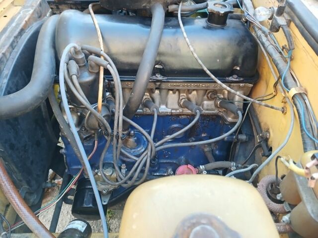 Желтый ВАЗ 2101, объемом двигателя 1.7 л и пробегом 99 тыс. км за 800 $, фото 2 на Automoto.ua