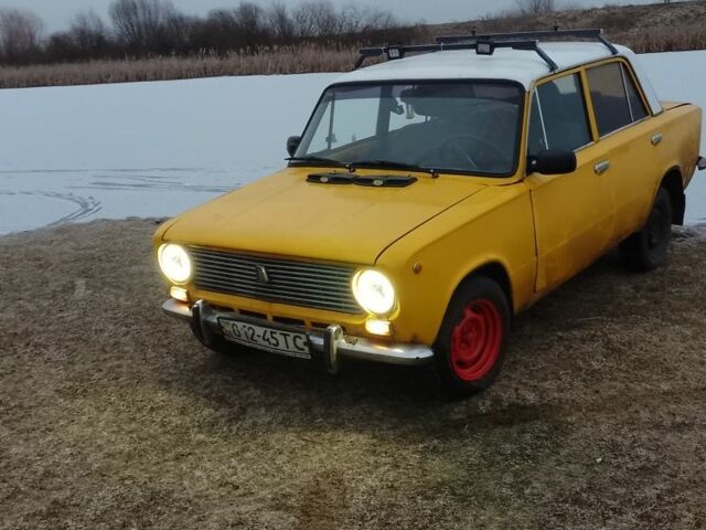 Желтый ВАЗ 2101, объемом двигателя 0 л и пробегом 20 тыс. км за 500 $, фото 4 на Automoto.ua