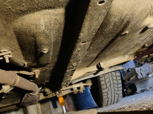 Желтый ВАЗ 2101, объемом двигателя 1.3 л и пробегом 100 тыс. км за 1000 $, фото 6 на Automoto.ua