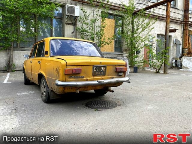Желтый ВАЗ 2101, объемом двигателя 1.5 л и пробегом 0 тыс. км за 300 $, фото 6 на Automoto.ua