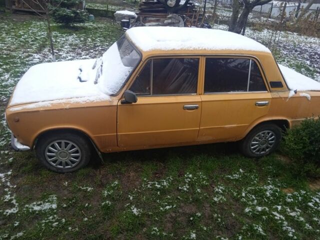 Желтый ВАЗ 2101, объемом двигателя 0 л и пробегом 74 тыс. км за 380 $, фото 1 на Automoto.ua