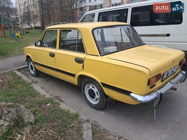 Желтый ВАЗ 2101, объемом двигателя 1 л и пробегом 222 тыс. км за 490 $, фото 4 на Automoto.ua