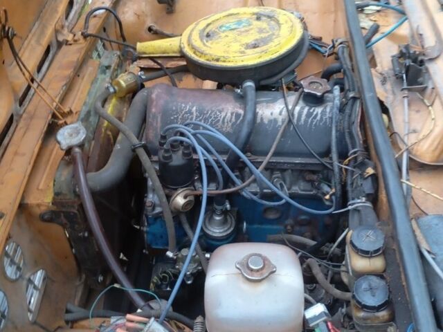 Желтый ВАЗ 2101, объемом двигателя 0 л и пробегом 74 тыс. км за 380 $, фото 6 на Automoto.ua